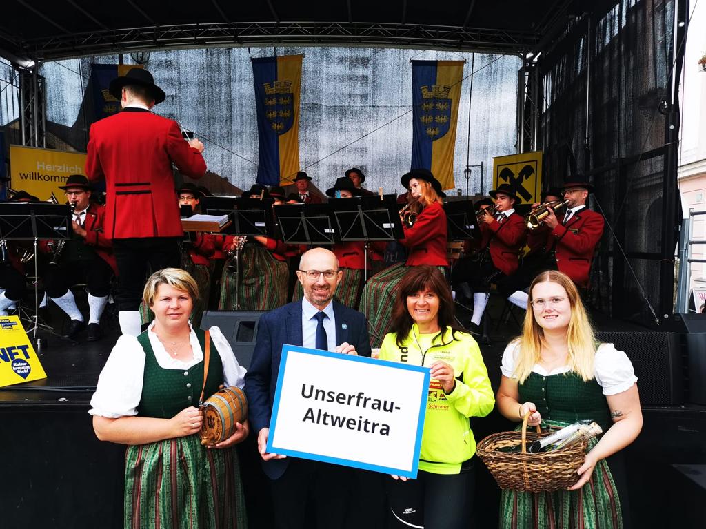 Auftritt - Fest 100 Jahre NÖ