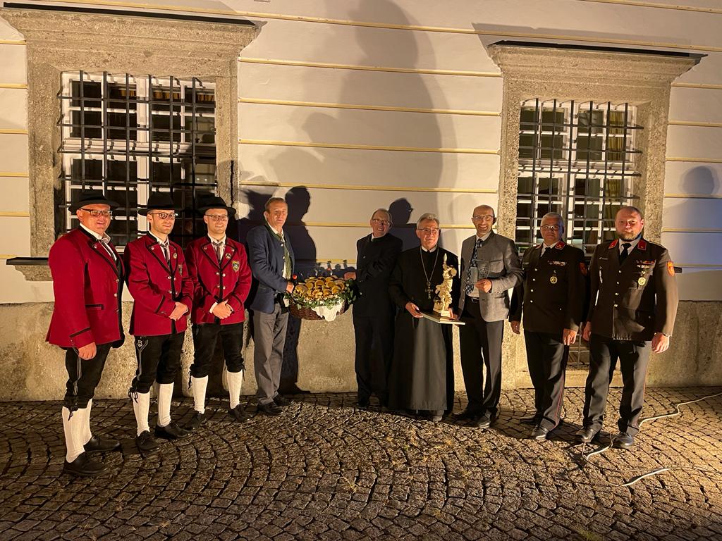 Gruppenfoto Geschenke